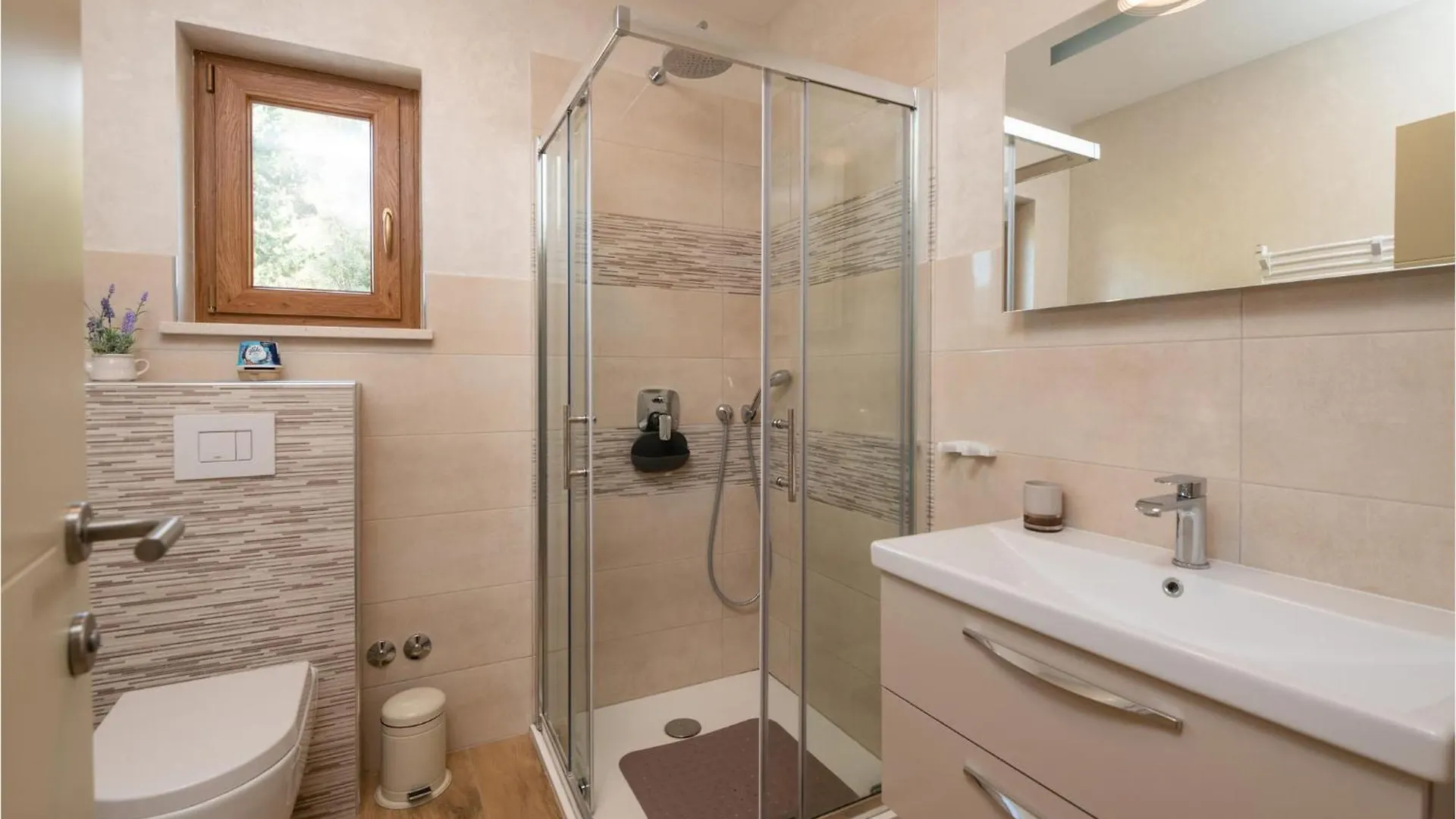 Hébergement de vacances Stunning Home In Krnica With Kitchen Croatie