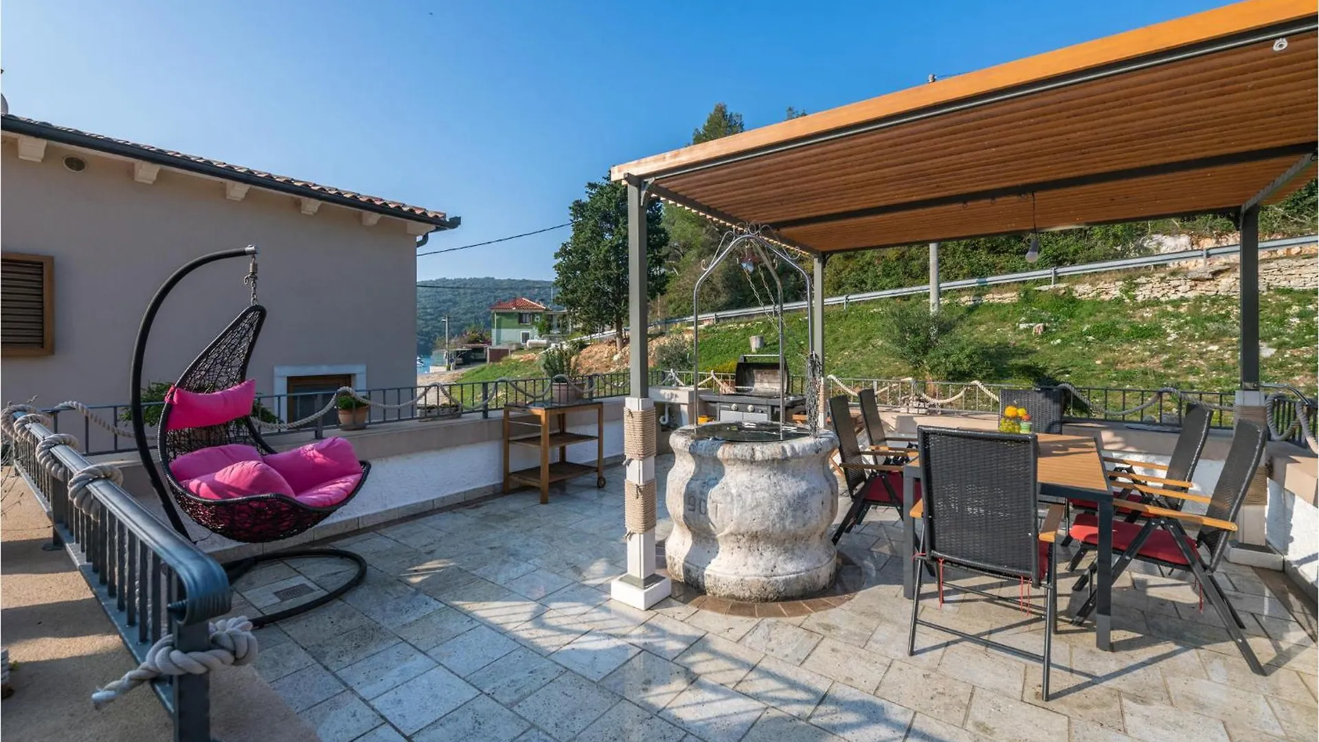 Vakantiehuis Stunning Home In Krnica With Kitchen