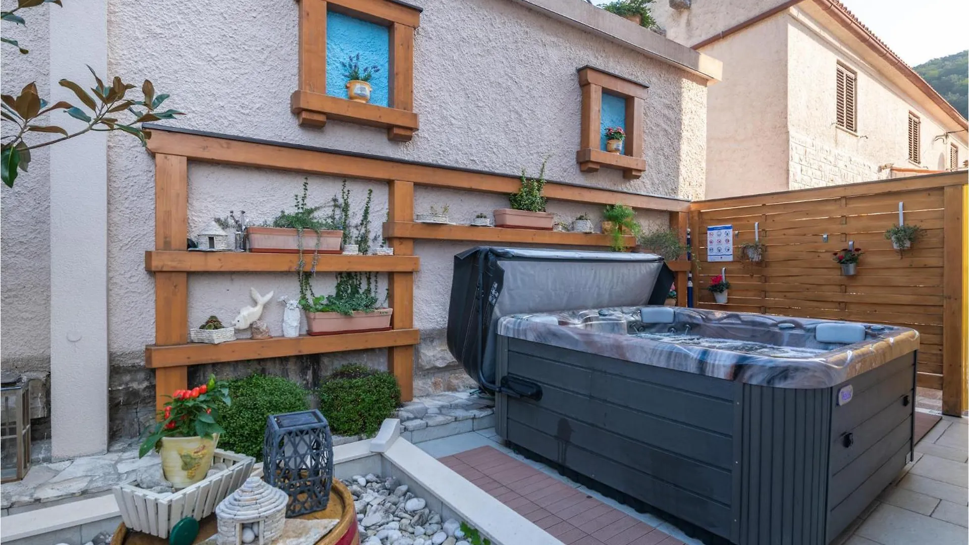 Stunning Home In Krnica With Kitchen