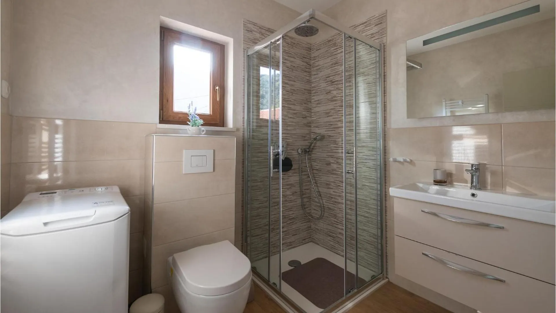 Stunning Home In Krnica With Kitchen