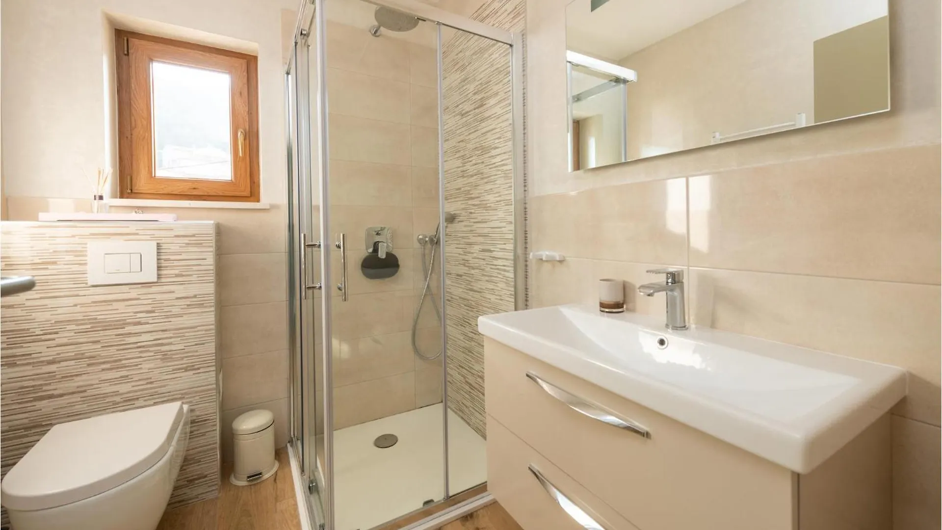 Stunning Home In Krnica With Kitchen 0*,