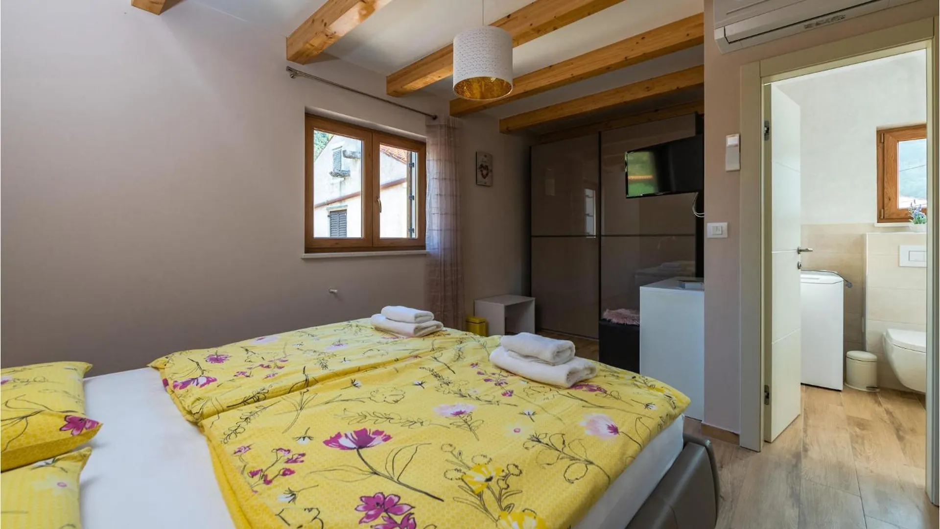 Stunning Home In Krnica With Kitchen 0*,