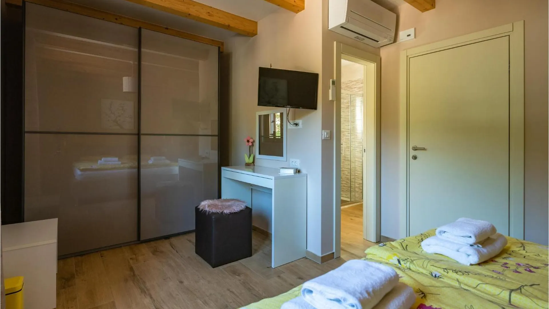 Stunning Home In Krnica With Kitchen 0*,  Croatia