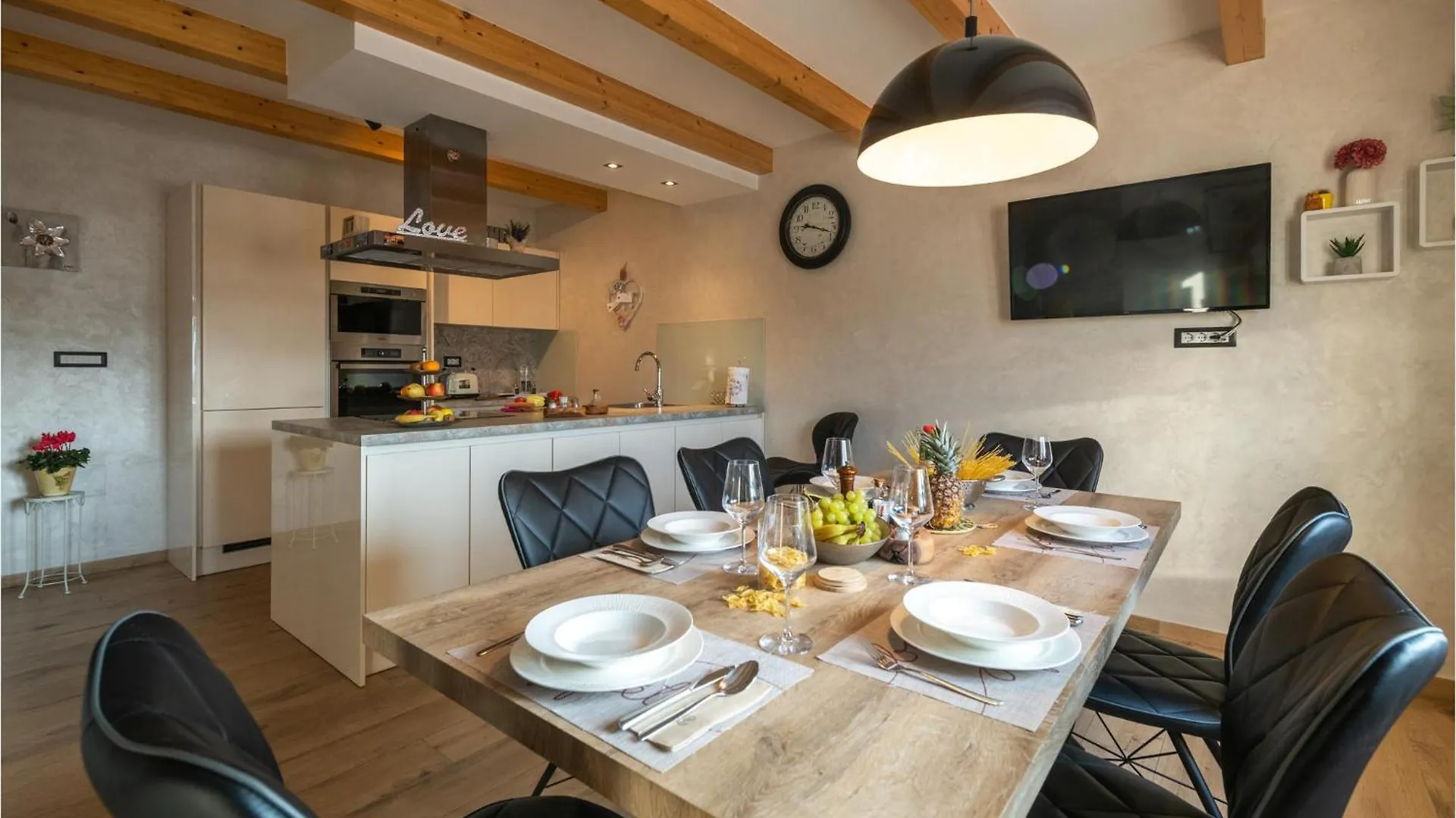 Holiday home Stunning Home In Krnica With Kitchen Croatia