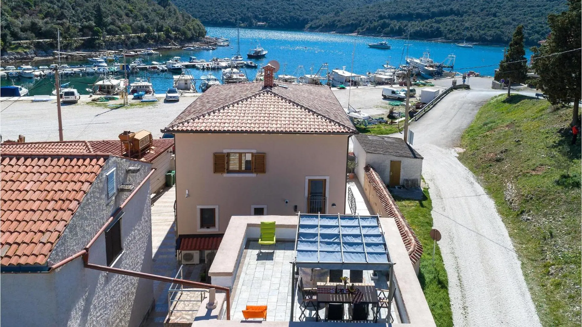 Stunning Home In Krnica With Kitchen