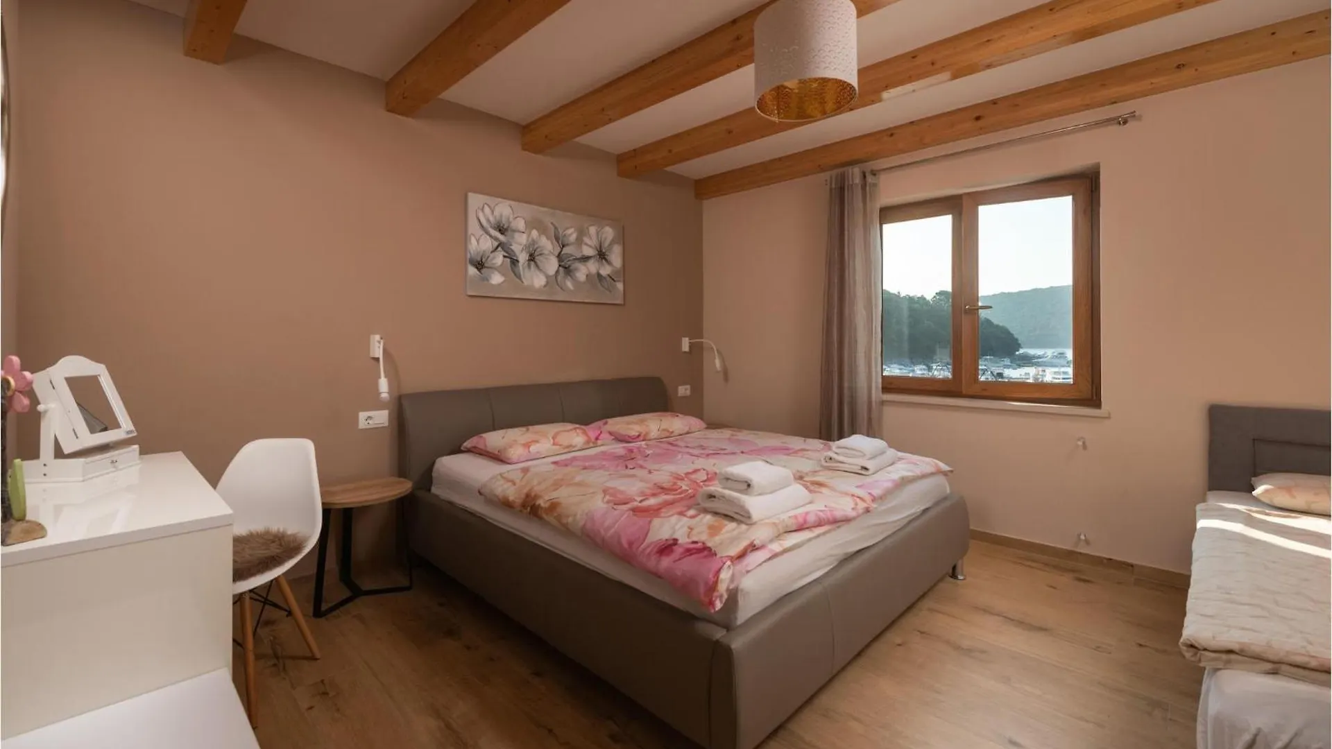 Stunning Home In Krnica With Kitchen Holiday home